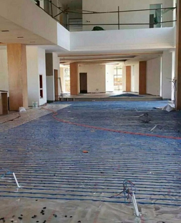 學(xué)校電地?zé)岵膳? width=